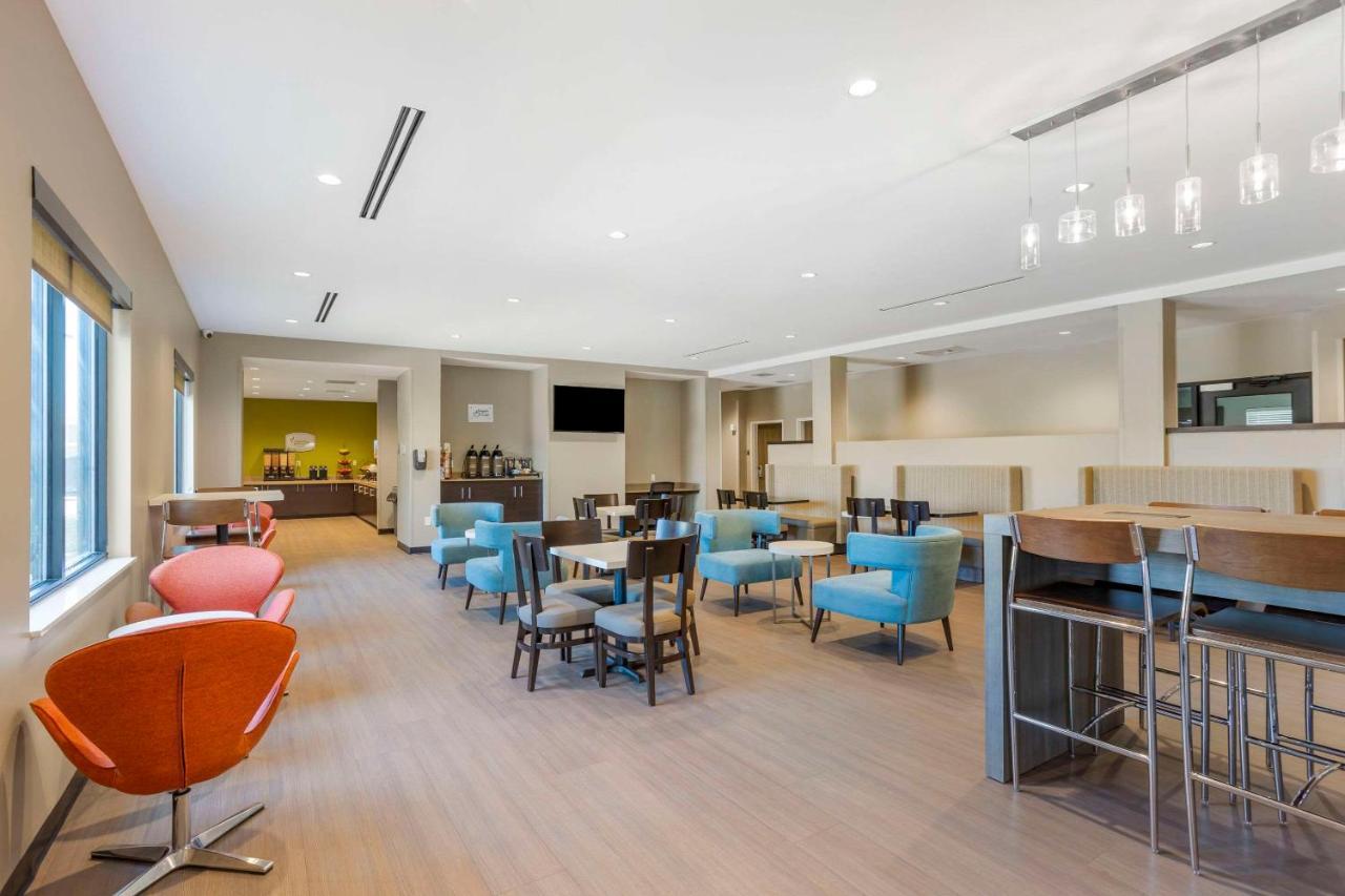 Hotel Mainstay North - York